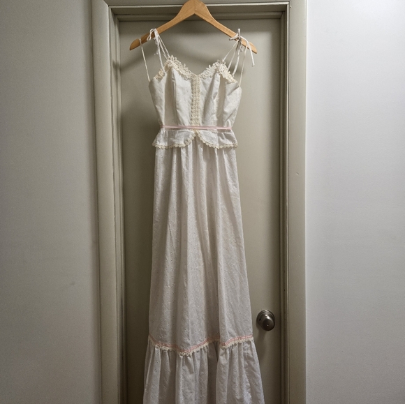 Vintage 1970s Eyelet Dress, Pink Trim | Candi Jones California - Picture 1 of 7